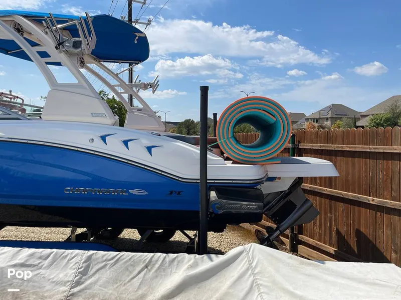 Slide: The Image of Chaparral 21 Surf 2021 - 13049610