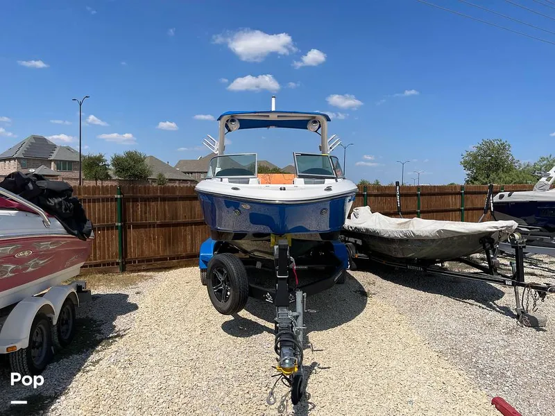 Slide: The Image of Vee Hull - 13049593