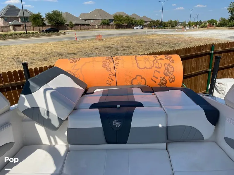 Slide: The Image of Chaparral 21 Surf 2021 - 13050105