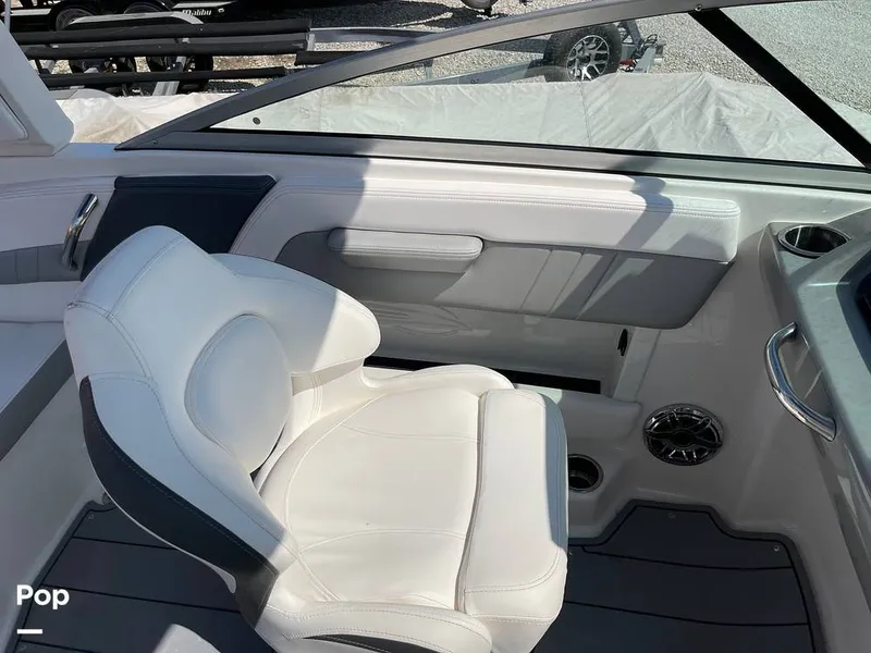 Slide: The Image of Chaparral 21 Surf 2021 - 13050111