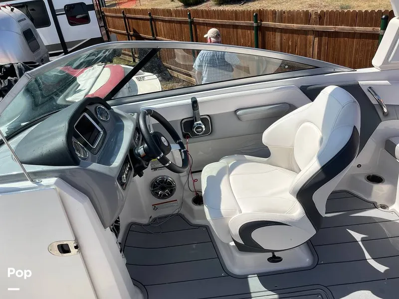 Slide: The Image of Chaparral 21 Surf 2021 - 13050112