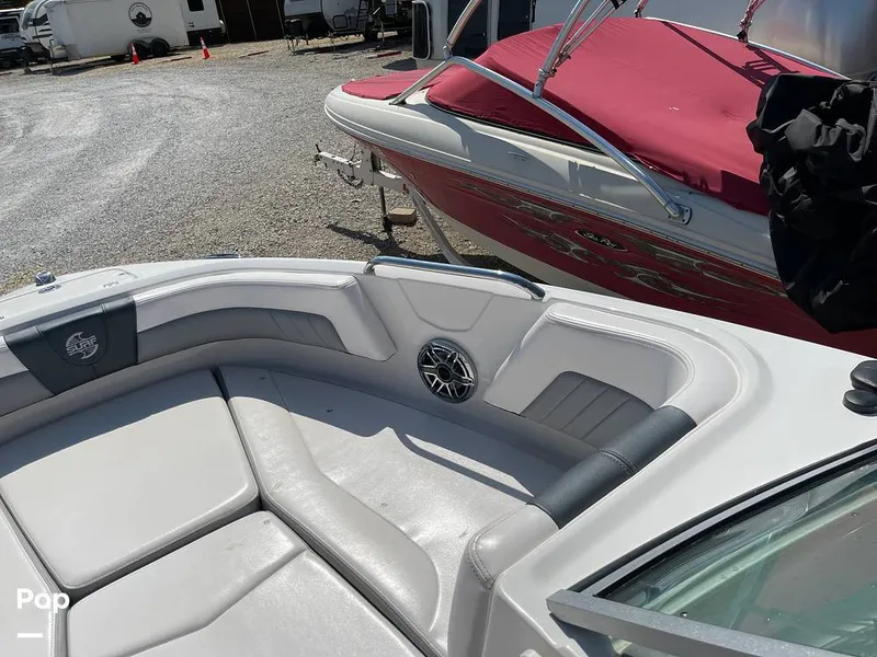 Slide: The Image of Chaparral 21 Surf 2021 - 13050115