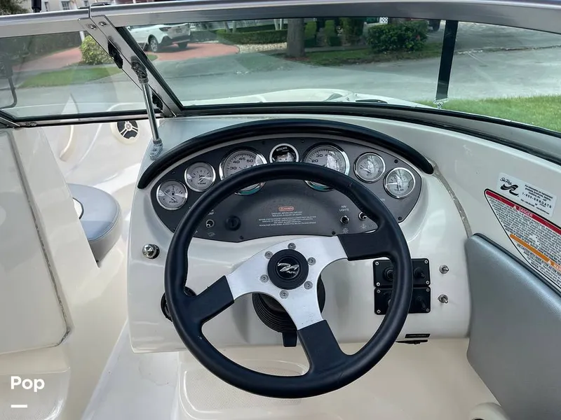 Slide: The Image of Sea Ray 185 Sport 2008 - 13087304