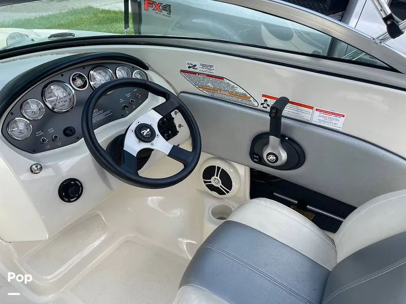 Slide: The Image of Sea Ray 185 Sport 2008 - 13087306