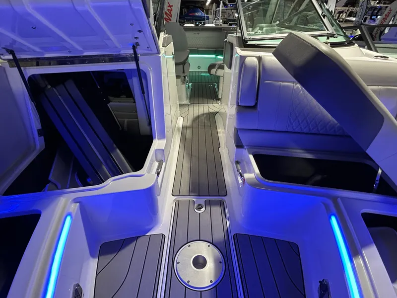 Slide: The Image of Sea Ray SLX 310 Outboard 2026 - 27