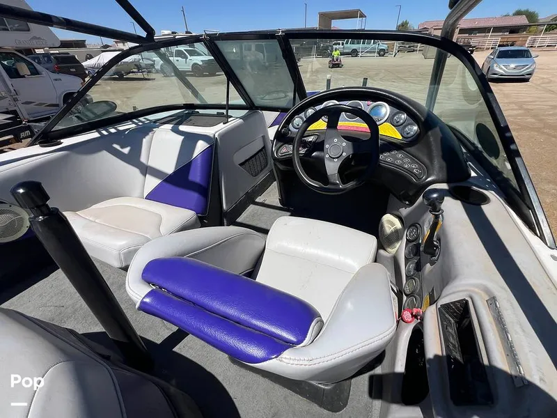 Slide: The Image of Correct Craft 210 Air Nautique 2000 - 16649041