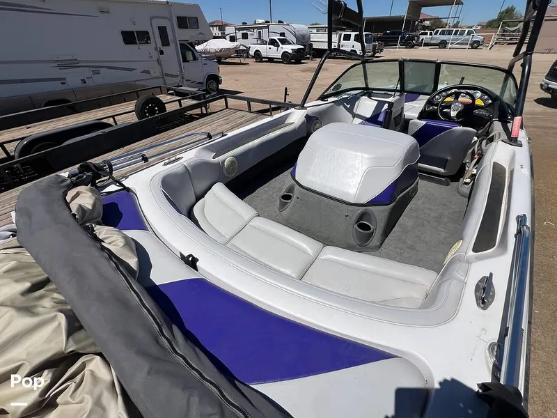Slide: The Image of Correct Craft 210 Air Nautique 2000 - 16649042