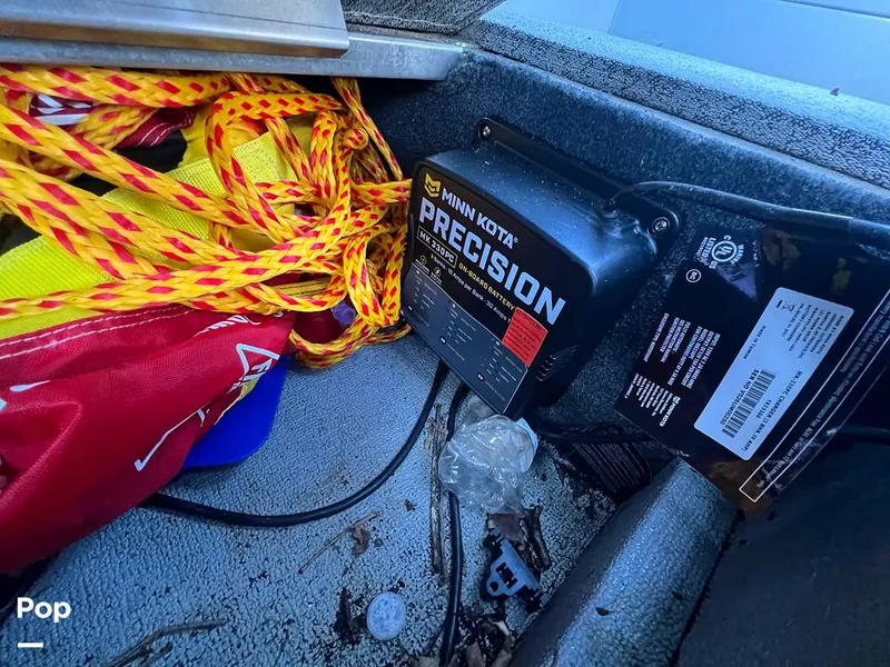 Slide: The Image of Battery Tender Onboard - 14742695