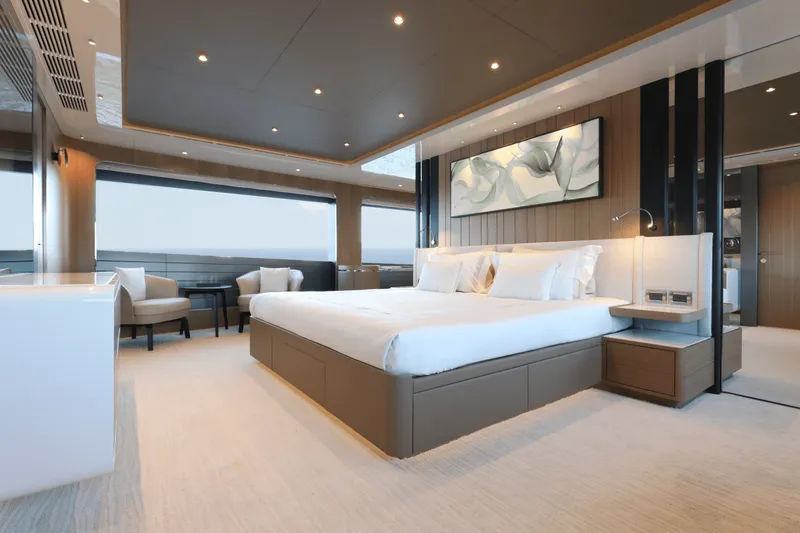 Slide: The Image of Ocean Alexander 35P 2025 - 10