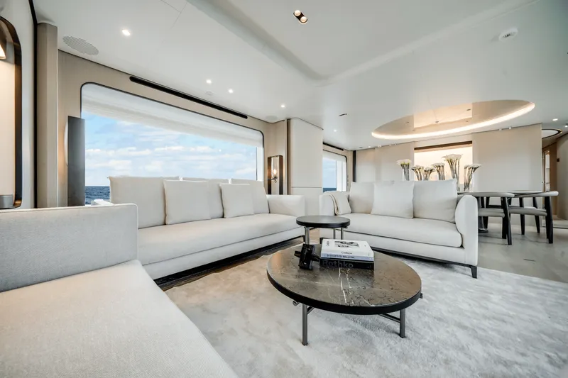 Slide: The Image of Azimut Grande 32M 2025 - 22