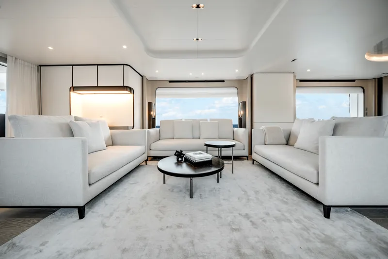 Slide: The Image of Azimut Grande 32M 2025 - 23