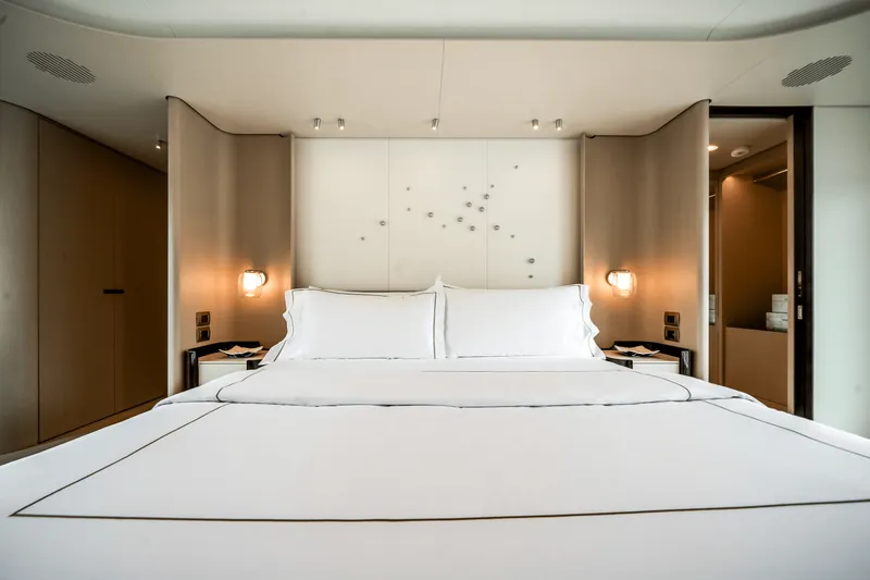 Slide: The Image of Azimut Grande 32M 2025 - 39