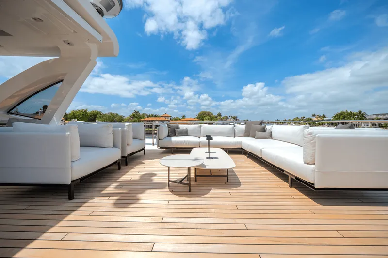 Slide: The Image of Azimut Grande 32M 2025 - 59