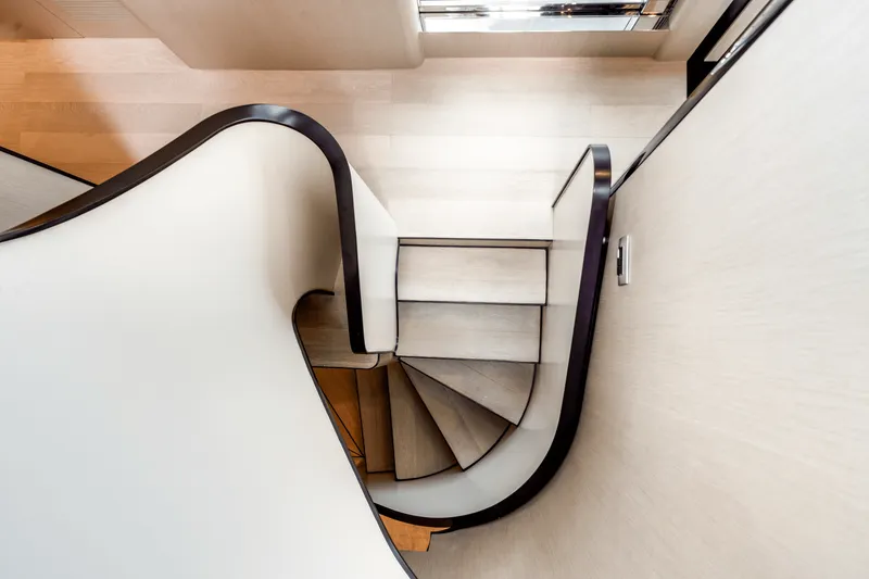 Slide: The Image of Azimut Grande 32M 2025 - 70