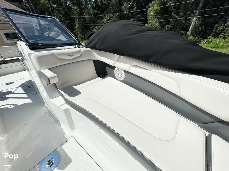 Slide: The Image of Bow Seating - 13173410