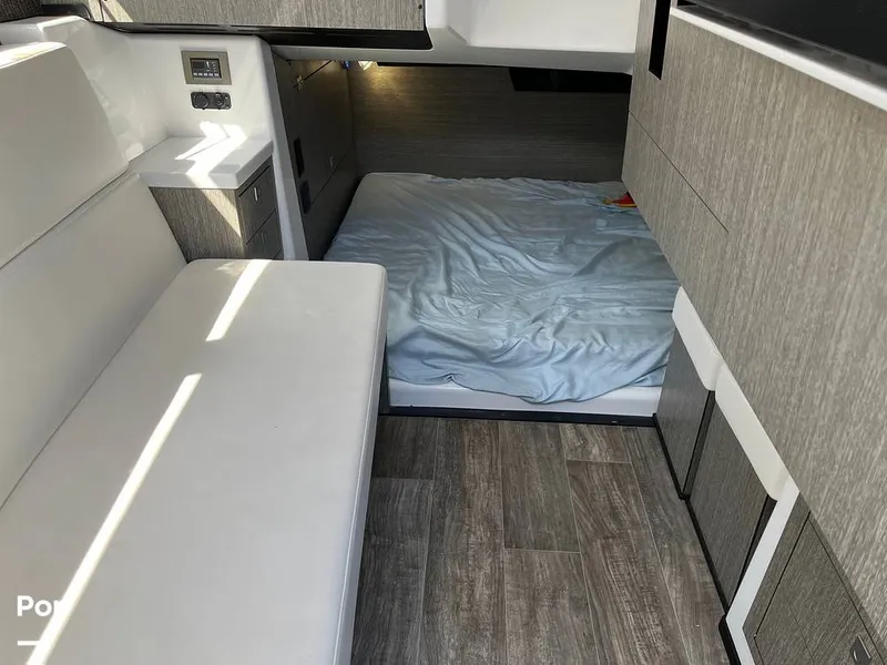 Slide: The Image of Monterey 378SE 2021 - 13063126