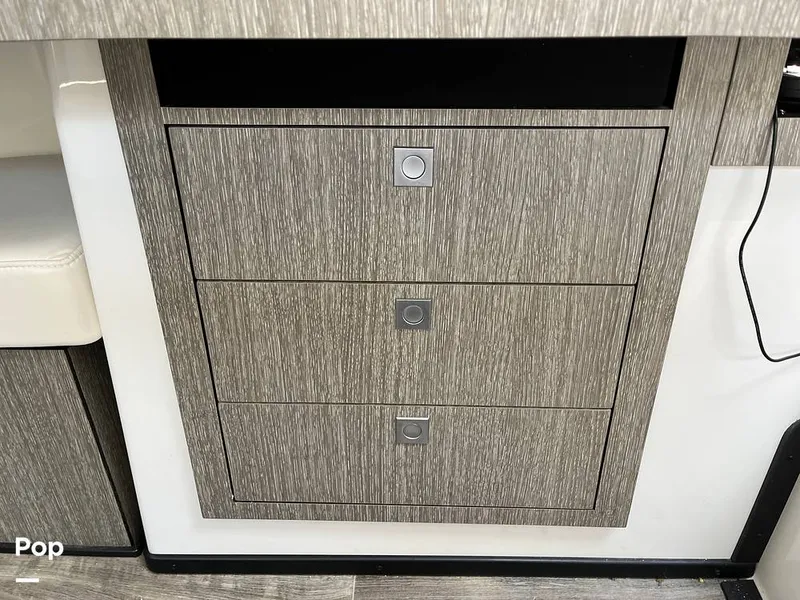 Slide: The Image of Monterey 378SE 2021 - 13063139