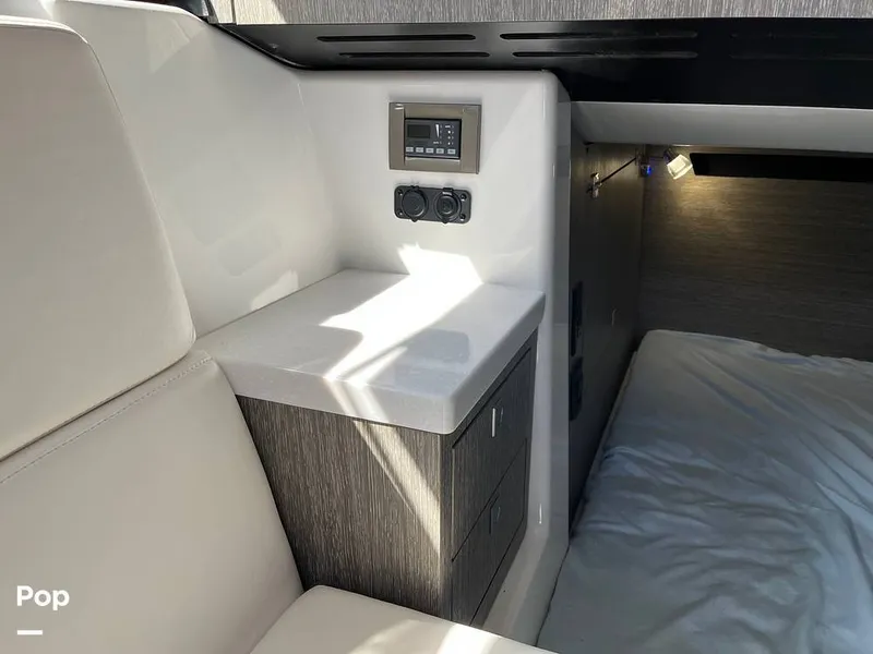 Slide: The Image of Monterey 378SE 2021 - 13063142