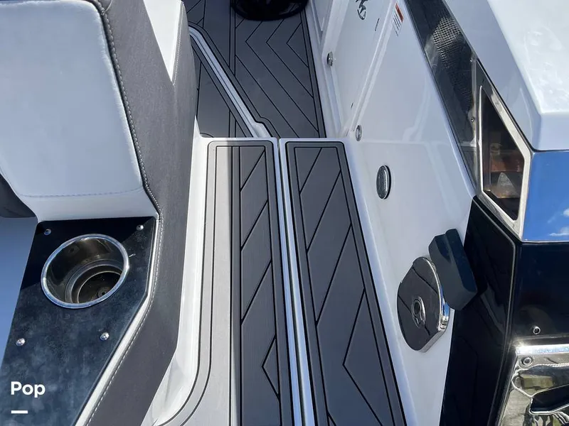 Slide: The Image of Monterey 378SE 2021 - 13062958