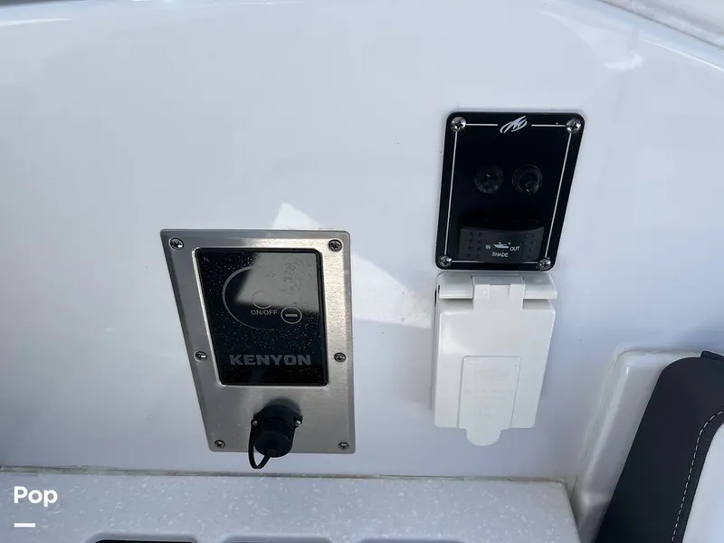 Slide: The Image of Monterey 378SE 2021 - 13062975