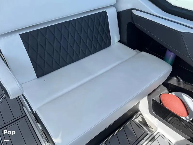 Slide: The Image of Monterey 378SE 2021 - 13062976