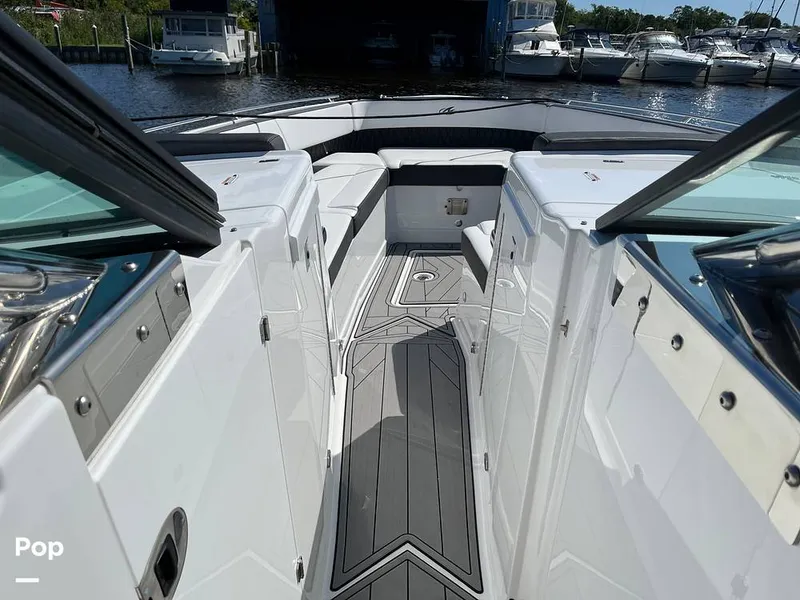 Slide: The Image of Monterey 378SE 2021 - 13063095