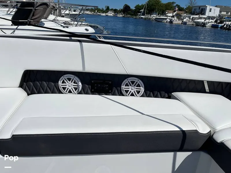 Slide: The Image of Monterey 378SE 2021 - 13063107