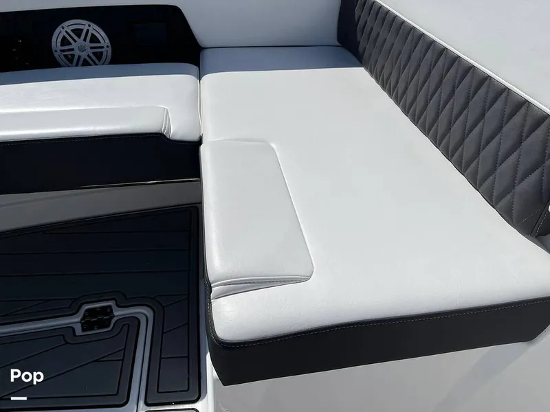 Slide: The Image of Monterey 378SE 2021 - 13063111