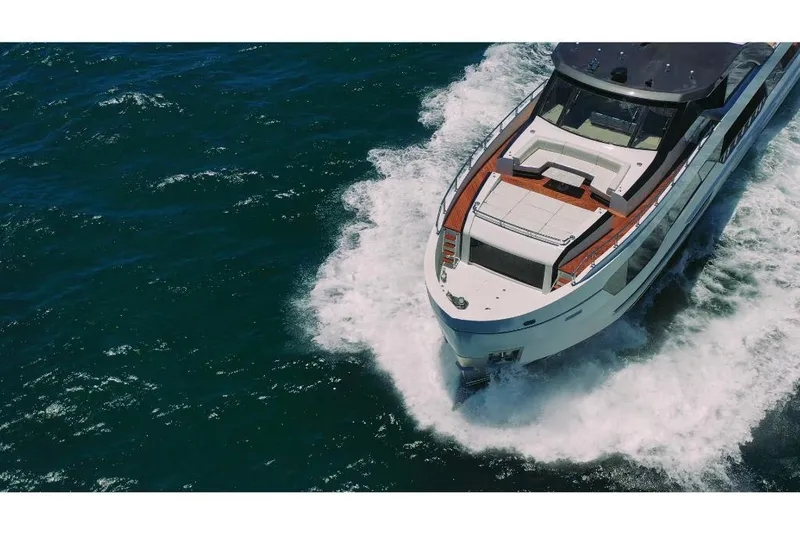 Slide: The Image of Ocean Alexander 30R 2025 - 116