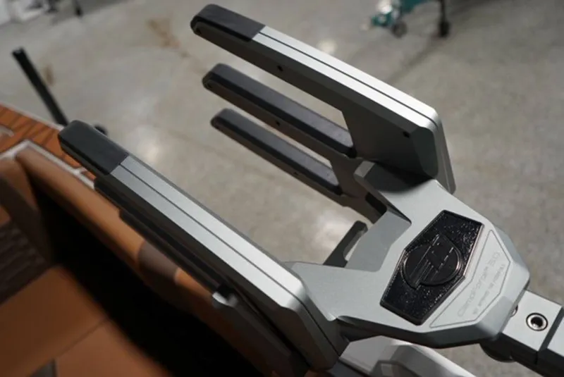 Slide: The Image of Malibu Boats 26 LSV 2026 - 13