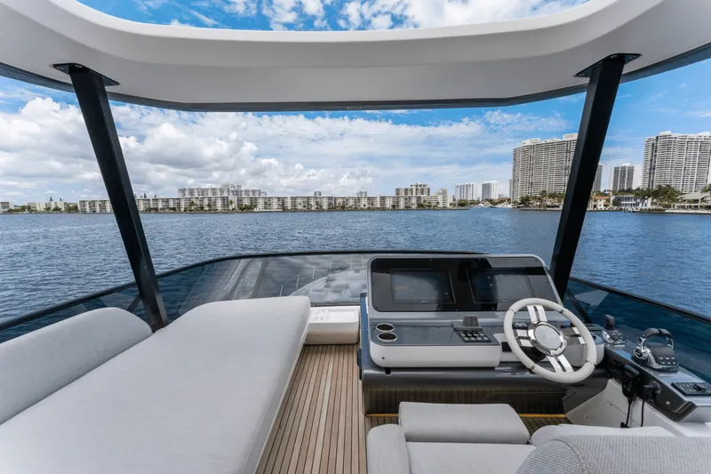 Slide: The Image of Azimut 68 FLY 2023 - 56