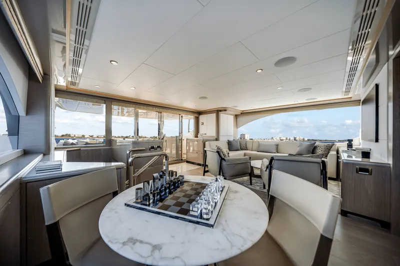 Slide: The Image of Ocean Alexander 37L 2025 - 33