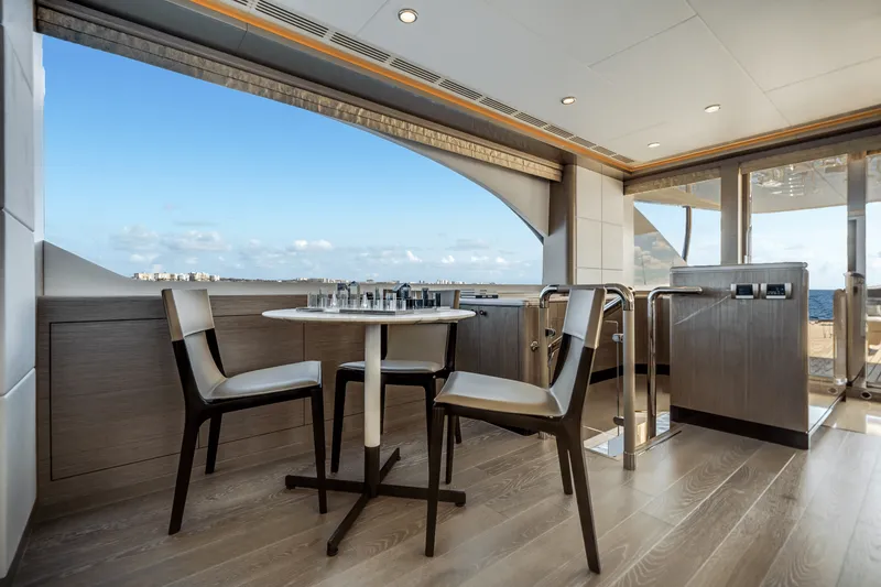 Slide: The Image of Ocean Alexander 37L 2025 - 34