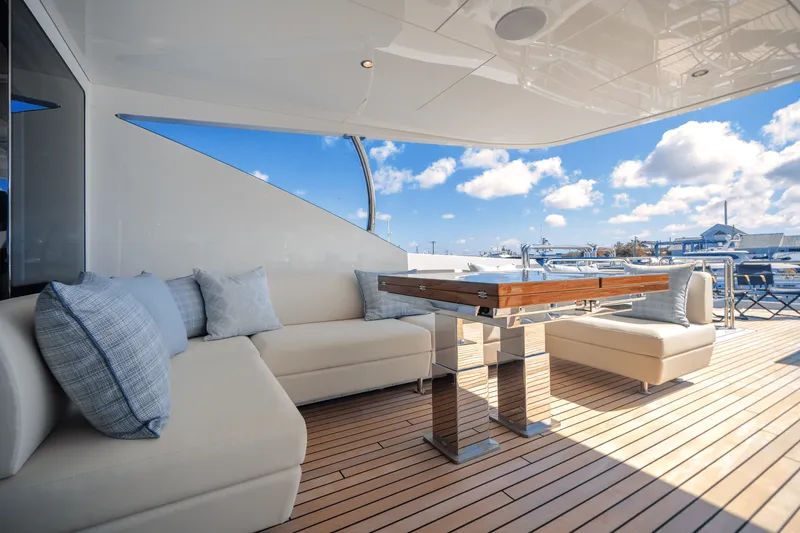 Slide: The Image of Ocean Alexander 37L 2025 - 43