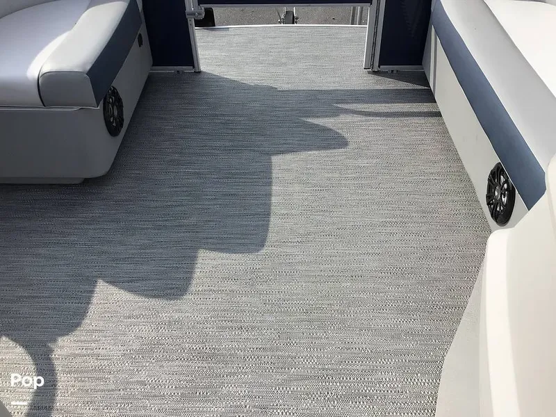 Slide: The Image of Godfrey Sweetwater 2186 FS 2023 - 13091358