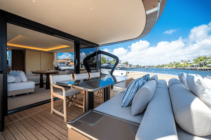 Slide: The Image of Azimut Seadeck 7 2025 - 13