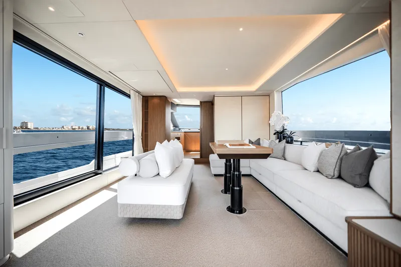 Slide: The Image of Azimut Seadeck 7 2025 - 16