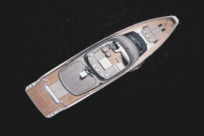 Slide: The Image of Azimut Seadeck 7 2025 - 4