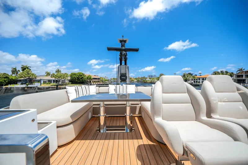 Slide: The Image of Azimut Seadeck 7 2025 - 57