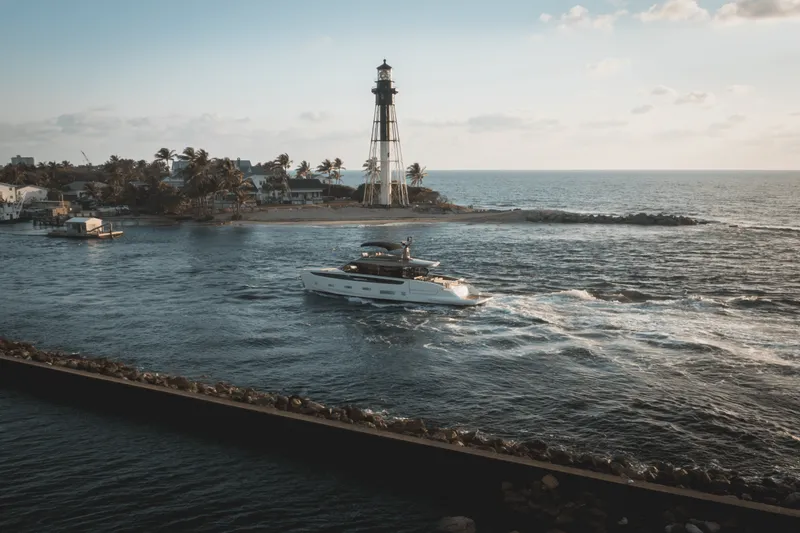 Slide: The Image of Azimut Seadeck 7 2025 - 69