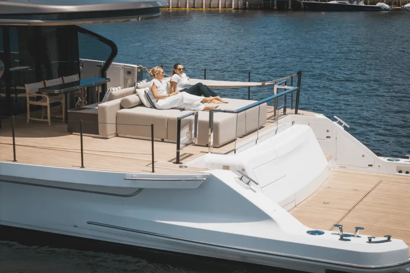 Slide: The Image of Azimut Seadeck 7 2025 - 71