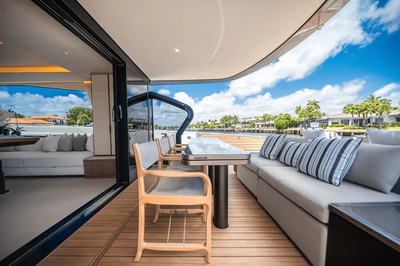 Slide: The Image of Azimut Seadeck 7 2025 - 74