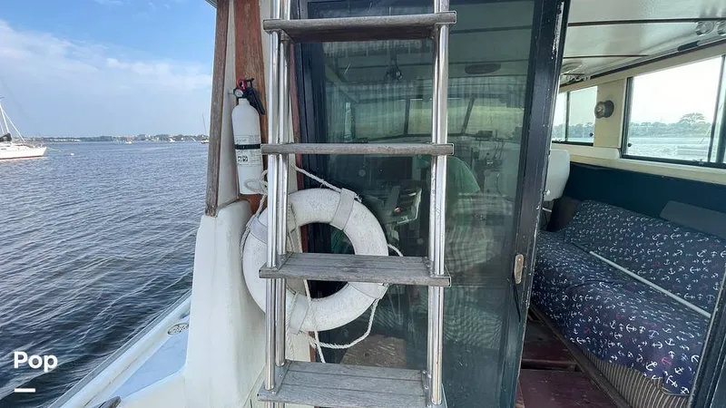 Slide: The Image of Mainship 34 1978 - 13197386