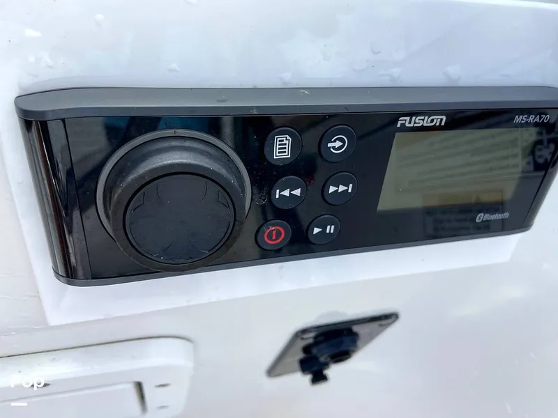 Slide: The Image of Sea Hunt Escape 188 LE 2013 - 13470670