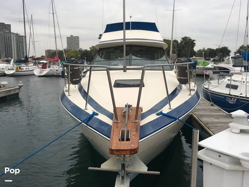 Slide: The Image of Chris-Craft 333 Commander 1984 - 13254350