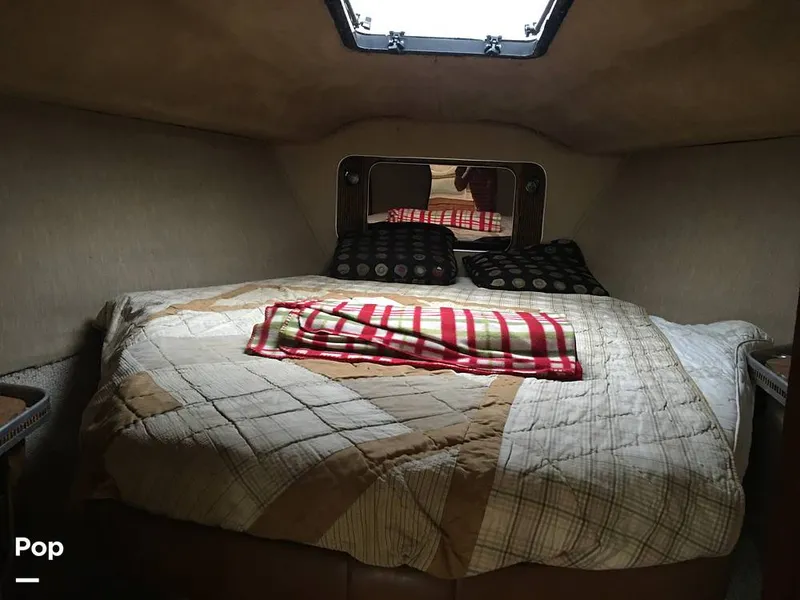 Slide: The Image of Chris-Craft 333 Commander 1984 - 13254325