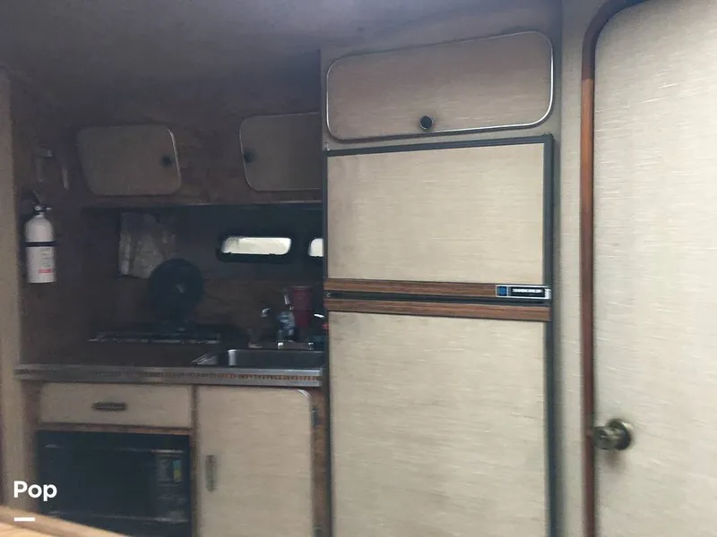 Slide: The Image of Chris-Craft 333 Commander 1984 - 13254328