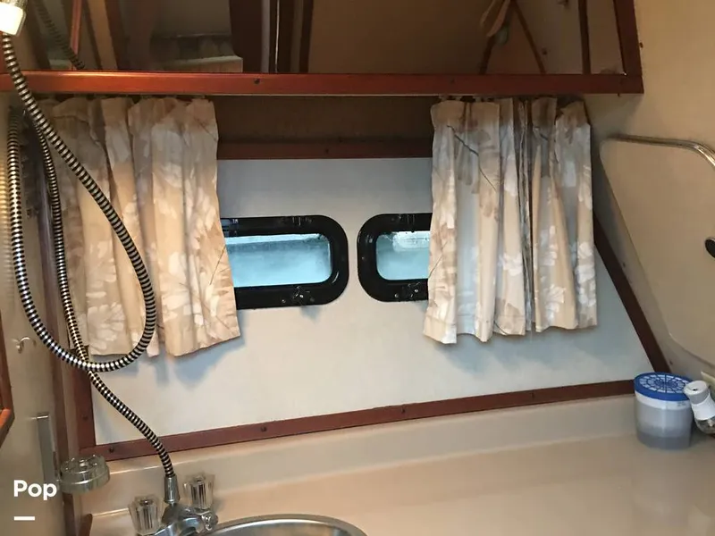 Slide: The Image of Chris-Craft 333 Commander 1984 - 13254355