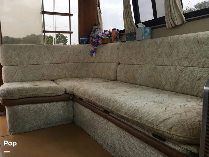 Slide: The Image of Chris-Craft 333 Commander 1984 - 13254368