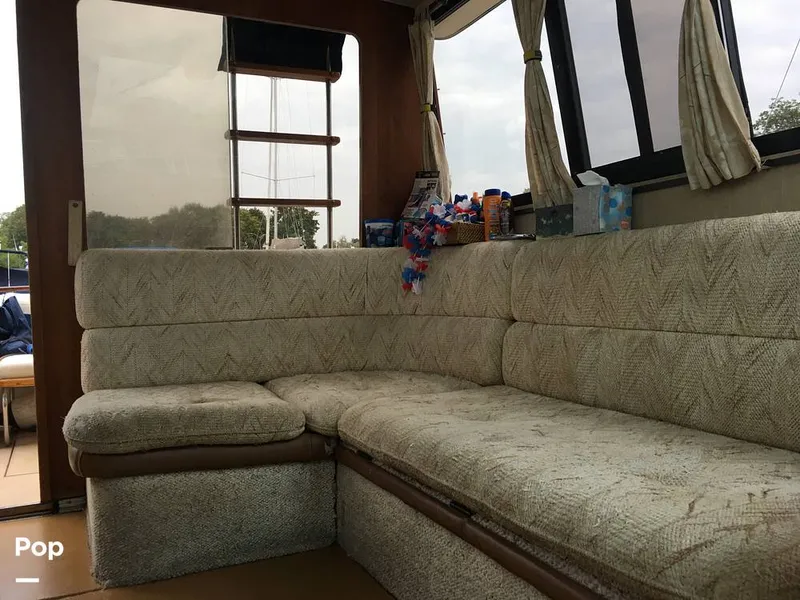 Slide: The Image of Chris-Craft 333 Commander 1984 - 13254369